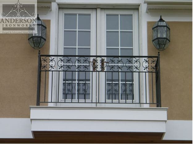 iron balcony railing